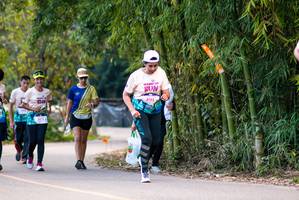 BIB: 8122
                            <button type="button" onclick="openModal(19115378)" class="btn btn-primary btn-sm float-right btn-popup" data-toggle="modal" data-target=".modal-high-quality">
                        <i class="fas fa-shopping-cart"></i> Add to Cart
                    </button>
                                            <button type="button" onclick="isThisMe(19115378, true)" class="btn btn-success btn-sm float-right btn-popup btn-isme hidden" data-toggle="tooltip" data-placement="bottom" title="นี่คือรูปของคุณใช่ไหม คลิกที่นี่เพื่อเอาเข้าอัลบั้ม">
                        <i class="fas fa-plus"></i> Add to album
                    </button>
                    <button type="button" onclick="isThisMe(19115378, false)" class="btn btn-warning btn-sm float-right btn-popup btn-isnotme hidden">
                        <i class="fas fa-ban"></i> Remove from album
                    </button>